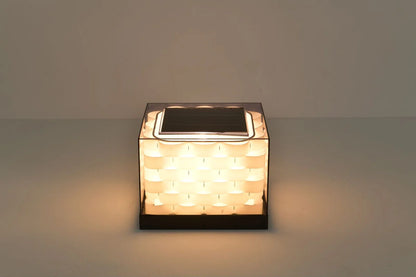 Cubed Weave Outdoor Light (Solar) – Sophistication Meets Sustainability