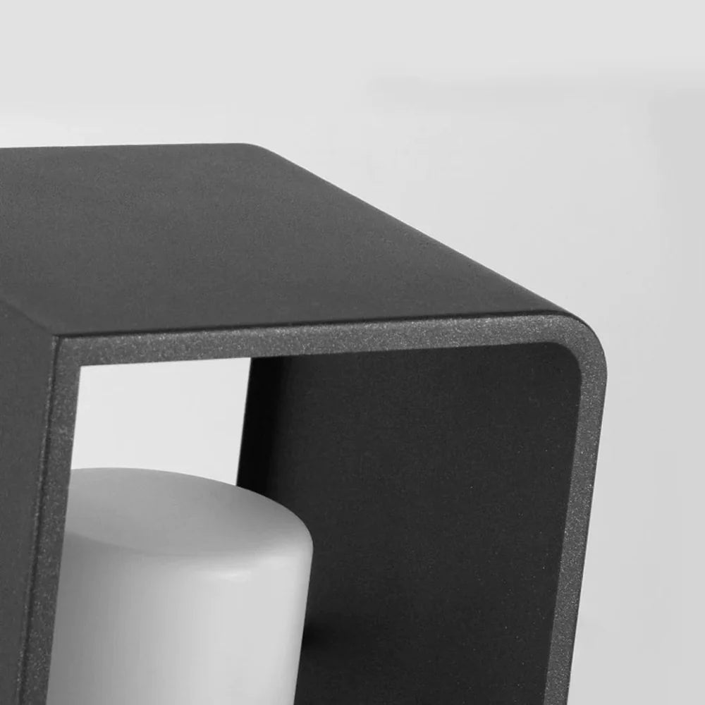 Garden Lantern (Solar) – Illuminate Your Outdoor Space with Modern Elegance