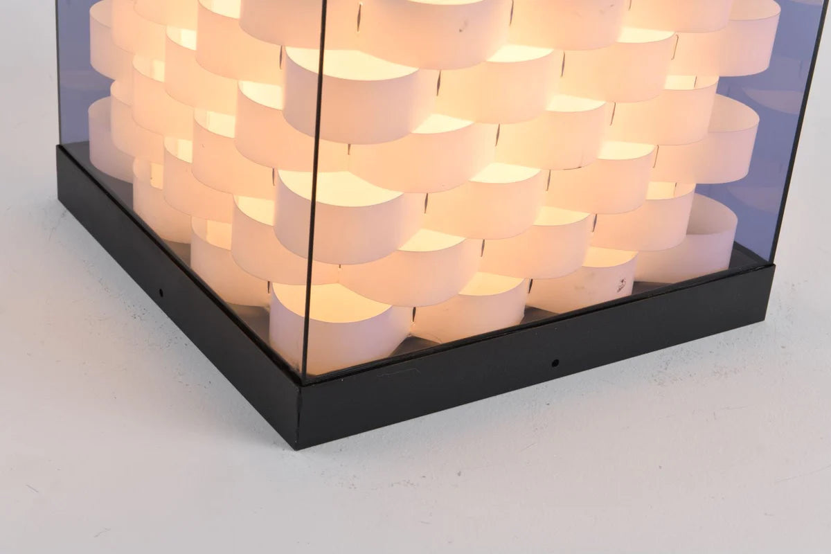 Cubed Weave Outdoor Light (Solar) – Sophistication Meets Sustainability